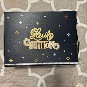 Louis Vuitton Purse Blue and Gold Box